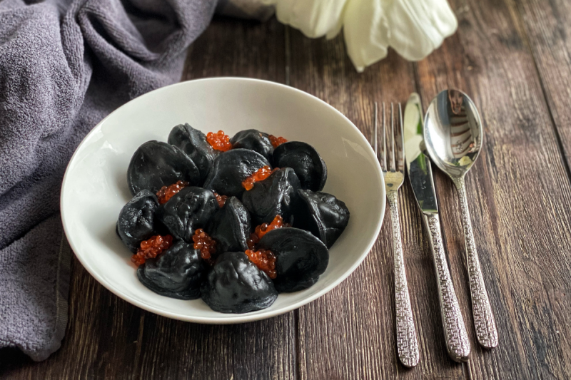 Черные пельмени. Фотошоп, активированный уголь или …