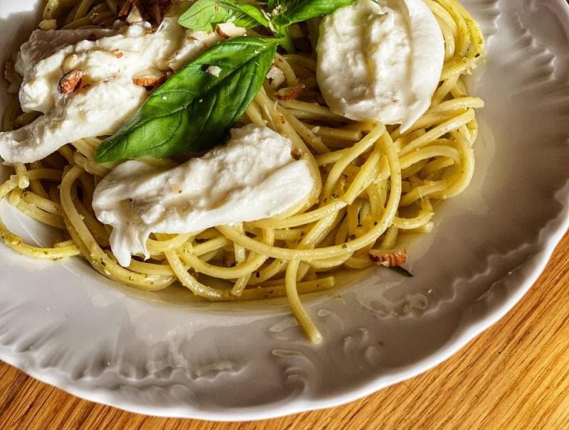 Паста с сыром Буррата Паста с сыром Буррата