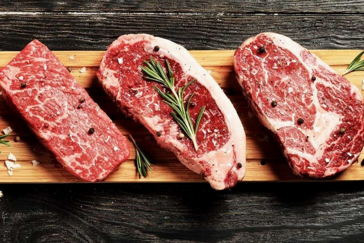 Как правильно разморозить стейк? Как правильно разморозить стейк?